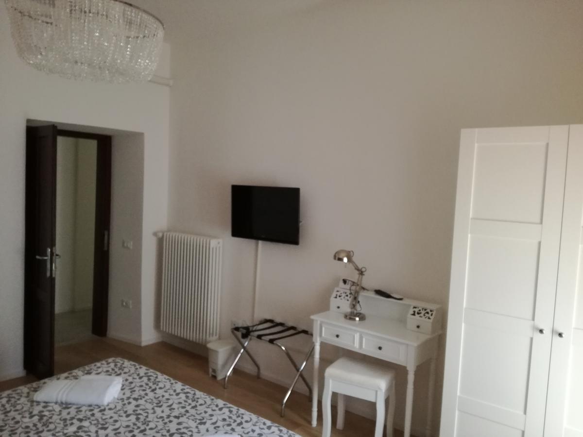 Dante Rooms And Apartment Trento Exterior photo