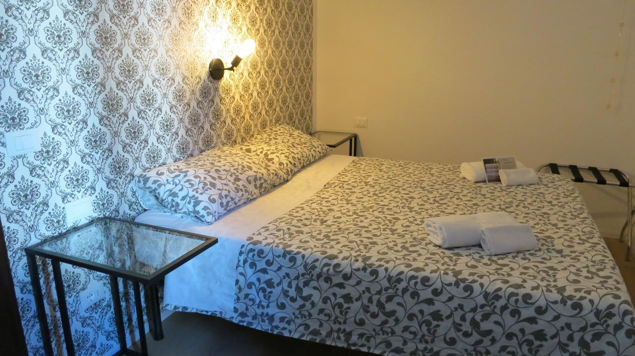 Dante Rooms And Apartment Trento Exterior photo